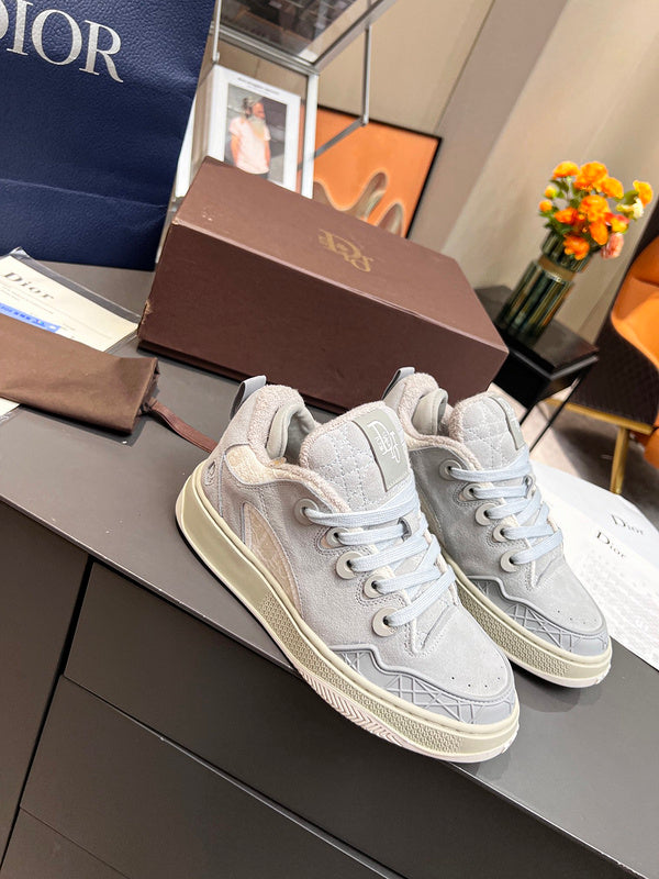 DIOR