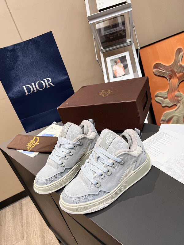 DIOR