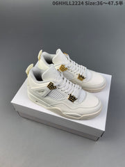 AIR JORDAN 4