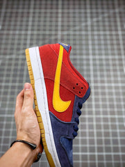 NIKE DUNK