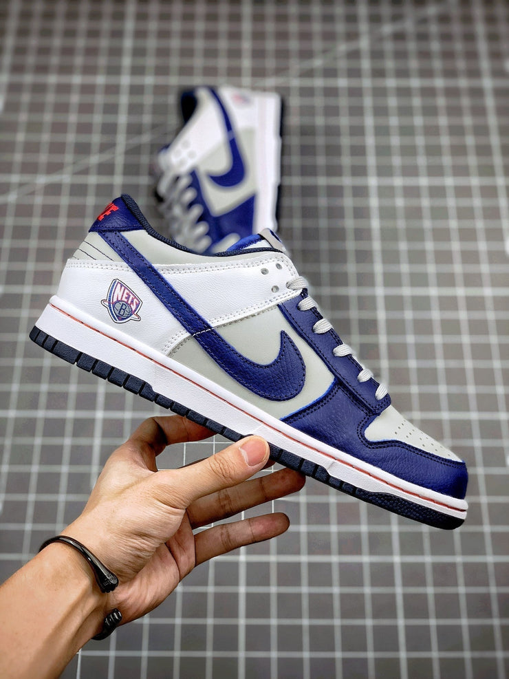NIKE DUNK