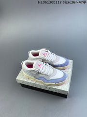 AIR JORDAN 4