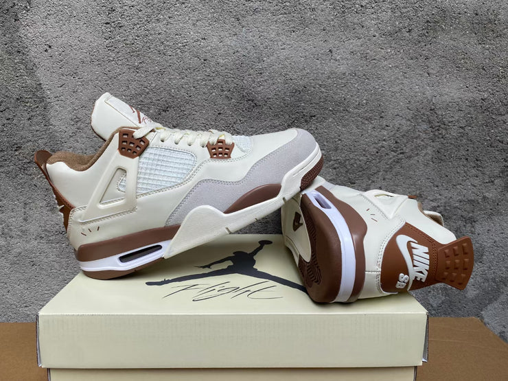 AIR JORDAN 4